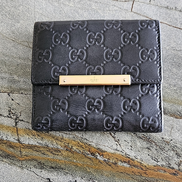 Gucci Guccima Black Leather Wallet with GG Monogram and Gold-Tone Detail - Picture 3 of 17